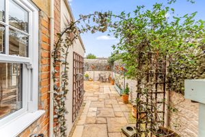 Photo 10- click for photo gallery